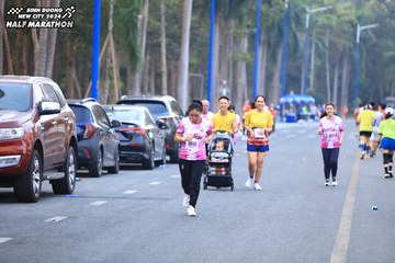 BINH DUONG NEW CITY HALF MARATHON 2024 - Ảnh #1755346