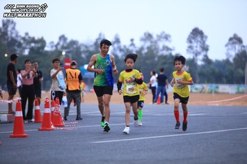 BINH DUONG NEW CITY HALF MARATHON 2024 - Ảnh #1728005