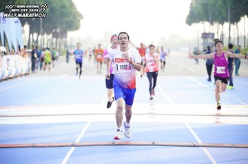 BINH DUONG NEW CITY HALF MARATHON 2024 - Ảnh #1759306