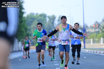 BINH DUONG NEW CITY HALF MARATHON 2024 - Ảnh #1763981