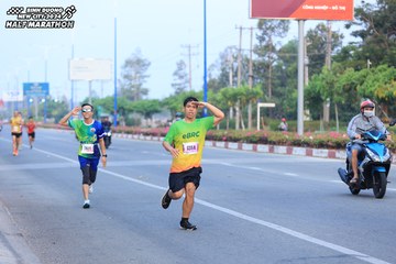 BINH DUONG NEW CITY HALF MARATHON 2024 - Ảnh #1770147