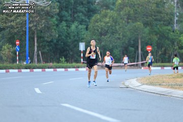 BINH DUONG NEW CITY HALF MARATHON 2024 - Ảnh #1735684