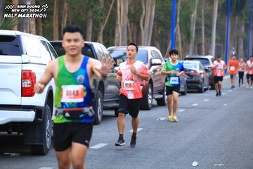 BINH DUONG NEW CITY HALF MARATHON 2024 - Ảnh #1756307