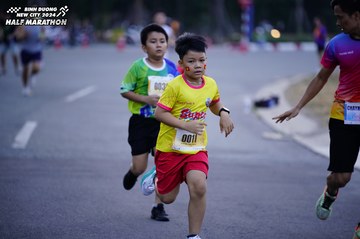 BINH DUONG NEW CITY HALF MARATHON 2024 - Ảnh #1724570