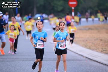 BINH DUONG NEW CITY HALF MARATHON 2024 - Ảnh #1726829