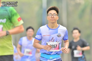 BINH DUONG NEW CITY HALF MARATHON 2024 - Ảnh #1755292
