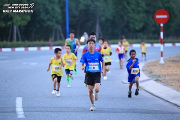 BINH DUONG NEW CITY HALF MARATHON 2024 - Ảnh #1726220
