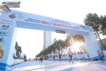 BINH DUONG NEW CITY HALF MARATHON 2024 - Ảnh #1819623
