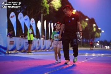 BINH DUONG NEW CITY HALF MARATHON 2024 - Ảnh #1729355