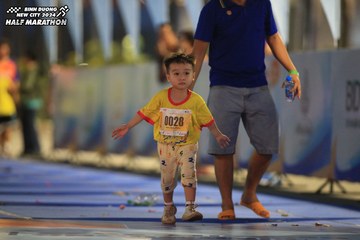 BINH DUONG NEW CITY HALF MARATHON 2024 - Ảnh #1728792