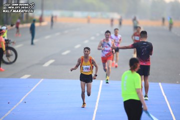 BINH DUONG NEW CITY HALF MARATHON 2024 - Ảnh #1739363