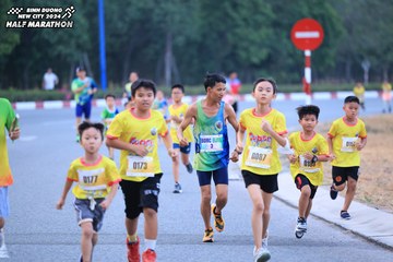 BINH DUONG NEW CITY HALF MARATHON 2024 - Ảnh #1726370