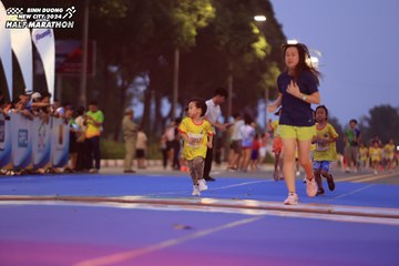BINH DUONG NEW CITY HALF MARATHON 2024 - Ảnh #1729283