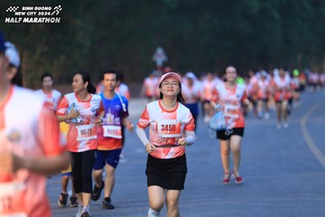 BINH DUONG NEW CITY HALF MARATHON 2024 - Ảnh #1772072