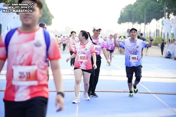 BINH DUONG NEW CITY HALF MARATHON 2024 - Ảnh #1767599