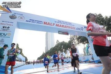 BINH DUONG NEW CITY HALF MARATHON 2024 - Ảnh #1821699