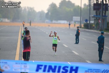 BINH DUONG NEW CITY HALF MARATHON 2024 - Ảnh #1738569