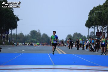 BINH DUONG NEW CITY HALF MARATHON 2024 - Ảnh #1737189
