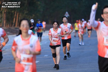 BINH DUONG NEW CITY HALF MARATHON 2024 - Ảnh #1771928