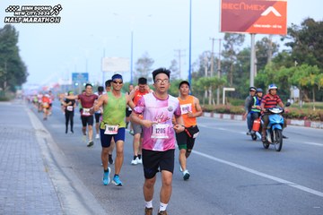 BINH DUONG NEW CITY HALF MARATHON 2024 - Ảnh #1770952