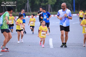 BINH DUONG NEW CITY HALF MARATHON 2024 - Ảnh #1726882