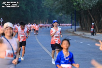 BINH DUONG NEW CITY HALF MARATHON 2024 - Ảnh #1772449