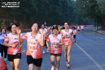 BINH DUONG NEW CITY HALF MARATHON 2024 - Ảnh #1772199