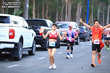 BINH DUONG NEW CITY HALF MARATHON 2024 - Ảnh #1750283