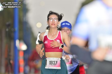BINH DUONG NEW CITY HALF MARATHON 2024 - Ảnh #1741476