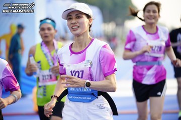 BINH DUONG NEW CITY HALF MARATHON 2024 - Ảnh #1761354