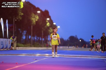 BINH DUONG NEW CITY HALF MARATHON 2024 - Ảnh #1729343