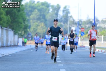BINH DUONG NEW CITY HALF MARATHON 2024 - Ảnh #1768005