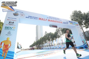 BINH DUONG NEW CITY HALF MARATHON 2024 - Ảnh #1818888