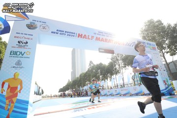 BINH DUONG NEW CITY HALF MARATHON 2024 - Ảnh #1819027