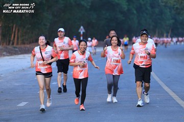 BINH DUONG NEW CITY HALF MARATHON 2024 - Ảnh #1750740