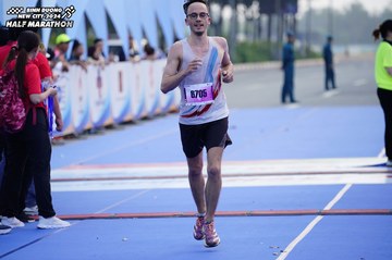 BINH DUONG NEW CITY HALF MARATHON 2024 - Ảnh #1770939