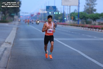 BINH DUONG NEW CITY HALF MARATHON 2024 - Ảnh #1764786