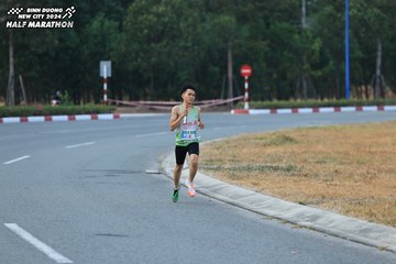 BINH DUONG NEW CITY HALF MARATHON 2024 - Ảnh #1734700
