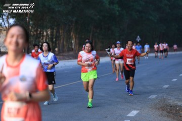 BINH DUONG NEW CITY HALF MARATHON 2024 - Ảnh #1750638