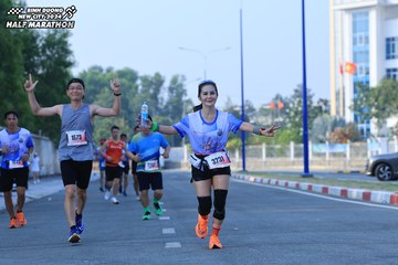 BINH DUONG NEW CITY HALF MARATHON 2024 - Ảnh #1766917