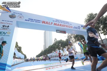 BINH DUONG NEW CITY HALF MARATHON 2024 - Ảnh #1821809