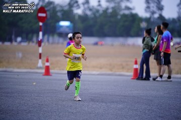 BINH DUONG NEW CITY HALF MARATHON 2024 - Ảnh #1725090