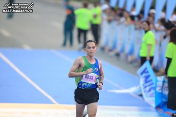 BINH DUONG NEW CITY HALF MARATHON 2024 - Ảnh #1738943