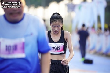 BINH DUONG NEW CITY HALF MARATHON 2024 - Ảnh #1758446