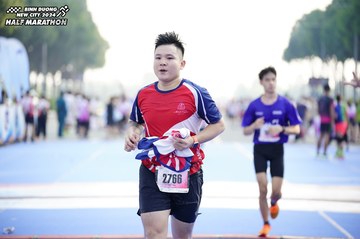 BINH DUONG NEW CITY HALF MARATHON 2024 - Ảnh #1760212