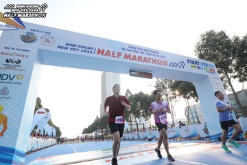 BINH DUONG NEW CITY HALF MARATHON 2024 - Ảnh #1821225