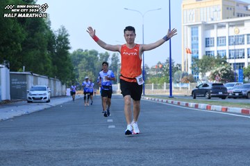 BINH DUONG NEW CITY HALF MARATHON 2024 - Ảnh #1766936