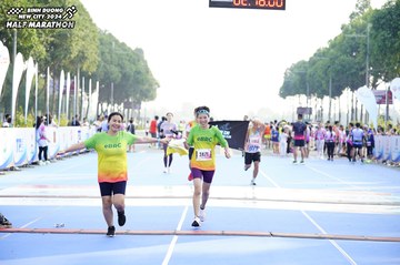 BINH DUONG NEW CITY HALF MARATHON 2024 - Ảnh #1760745