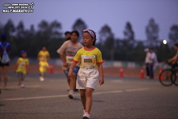 BINH DUONG NEW CITY HALF MARATHON 2024 - Ảnh #1728417