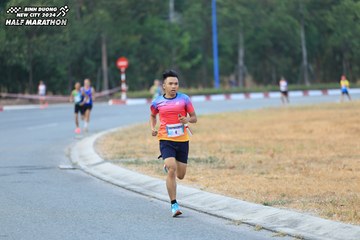 BINH DUONG NEW CITY HALF MARATHON 2024 - Ảnh #1735272